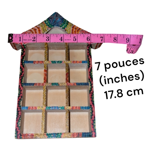 ♻️Riri Créativity | Hand-drawn Colorful Wooden House Shaped Mini Shelf Signed♻️ - Picture 11 of 11